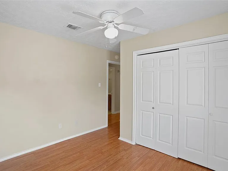 10518 Linecamp Dr — Photo 17