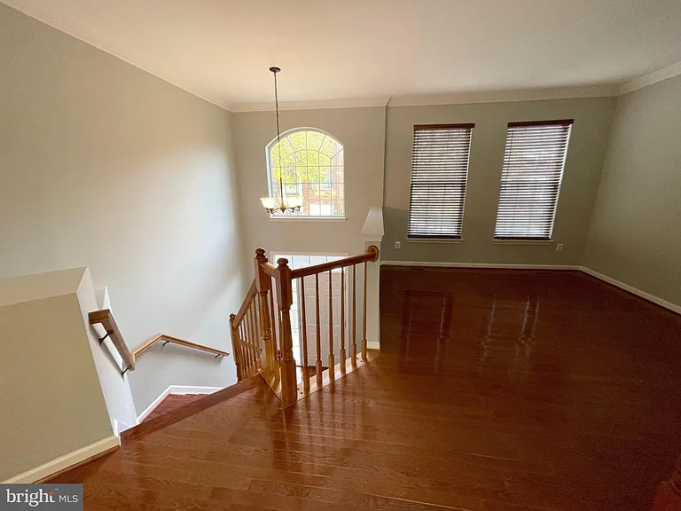 4106 Hazelwood Ct — Photo 5