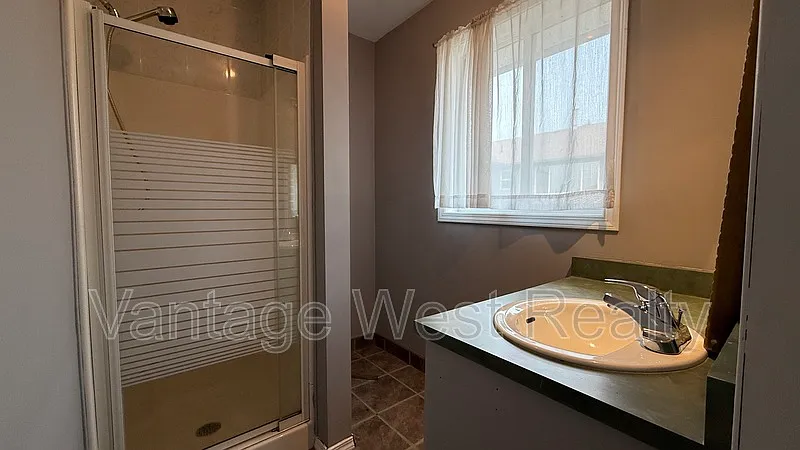 1 bed, 2.0 bath, $1,500 — Photo 3