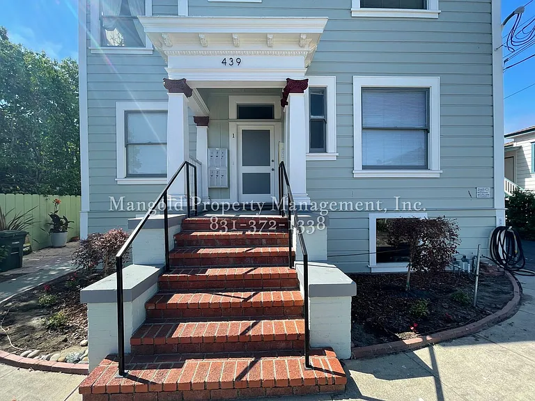 439jack — Photo 1
