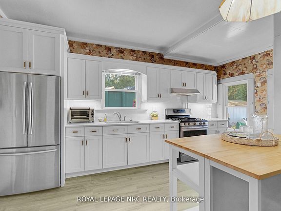 5th image of 6511 Riall St