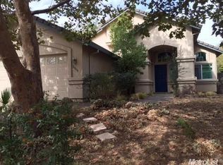8949 Cedarvillage Dr, Fair Oaks, CA 95628