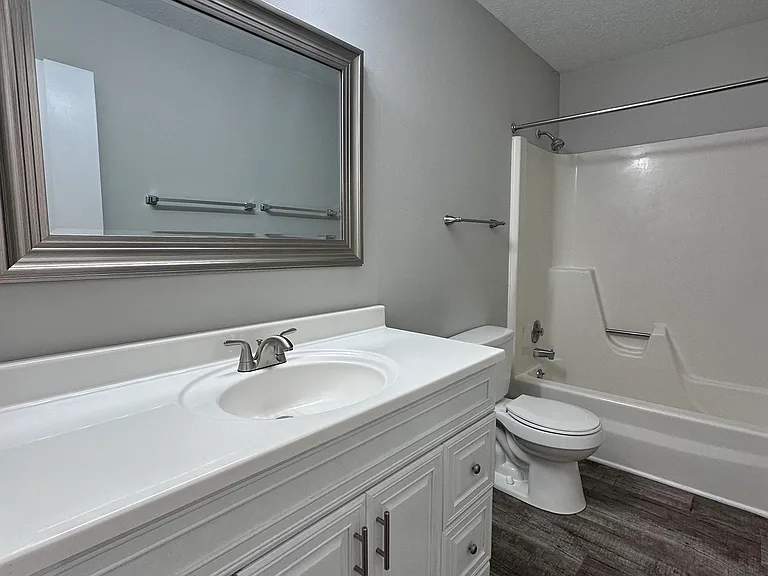 918 Naomi Dr — Photo 17