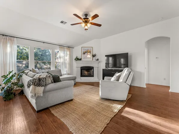 4111 Flintwood Ln, Round Rock, TX 78664