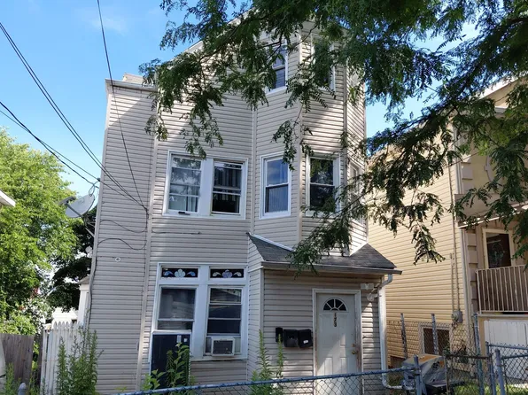 173 Benziger Avenue image 1 of 4