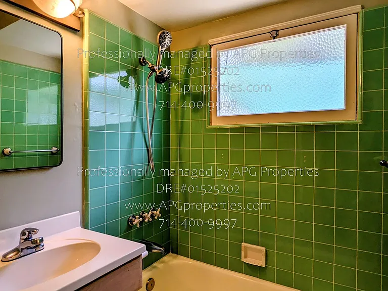 1022 N Baker St — Photo 23
