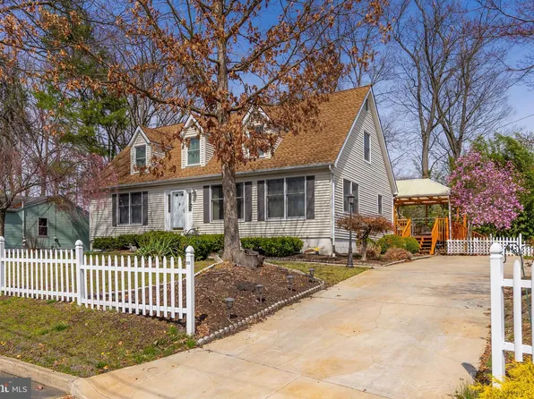 209 Maple Ave, Blackwood, NJ 08012