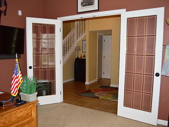 5th image of 265 Linden Cir
