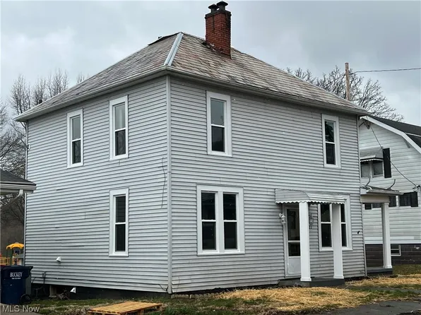 222 Meek Ave, Byesville, OH 43723