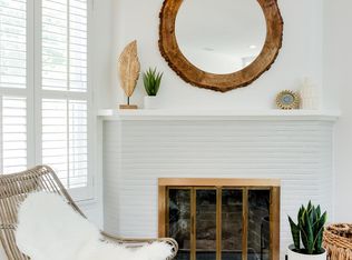 3370 Floyd Ter, Los Angeles, CA 90068