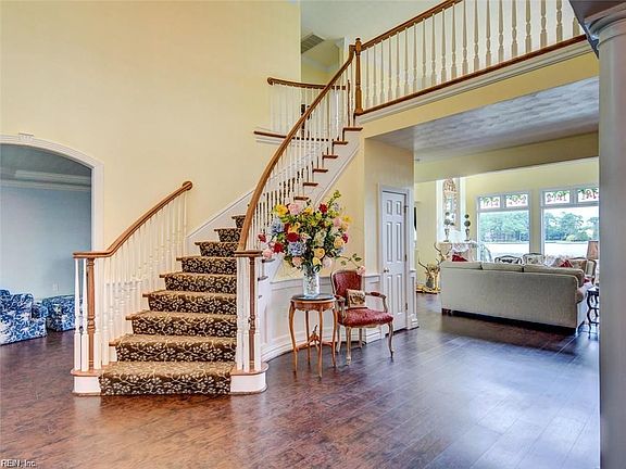 5th image of 1120 Caton Dr