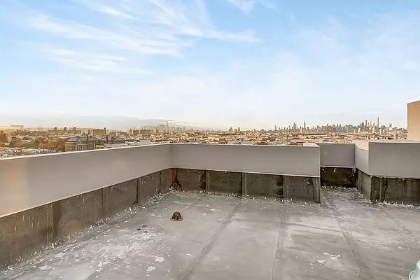 Rented by EXR | media 13