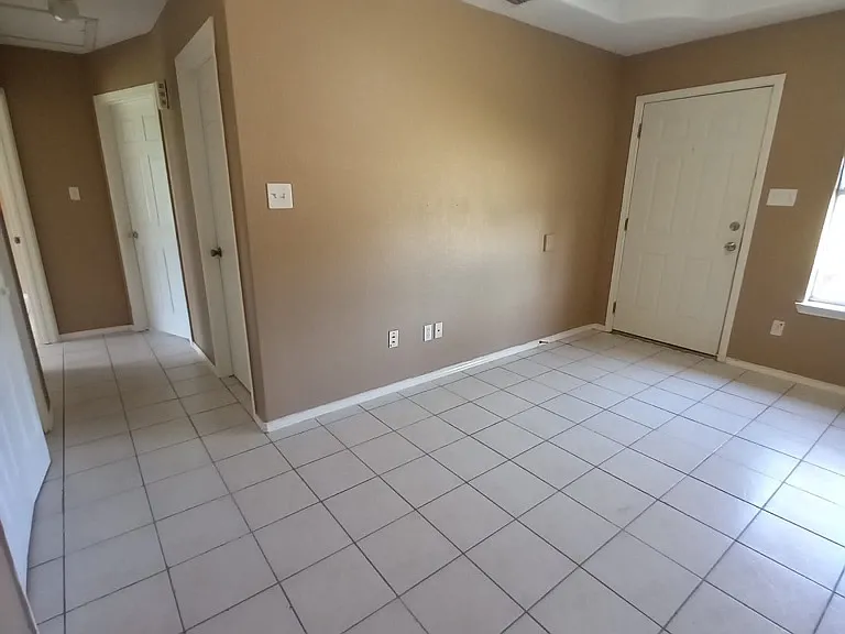 17709 Date Palm Dr — Photo 7