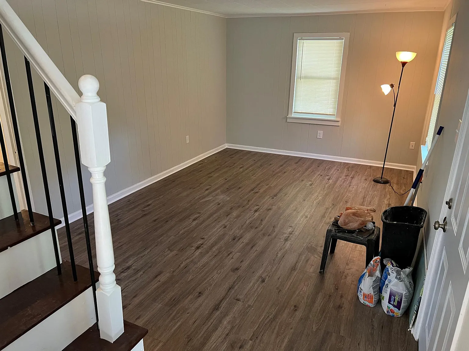 3 bed, 1.5 bath, 1100 sqft, $1,200 — Photo 2