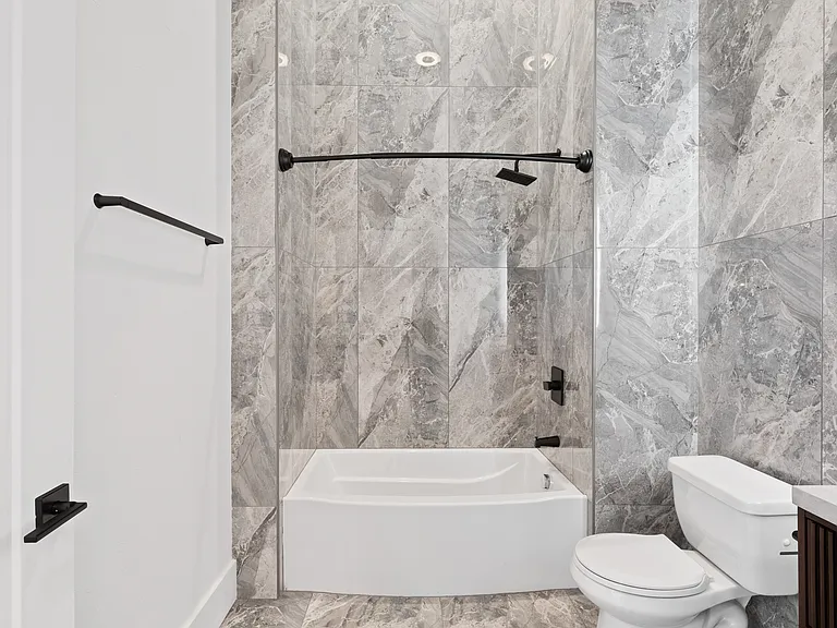 251 Pearl St #107 — Photo 12