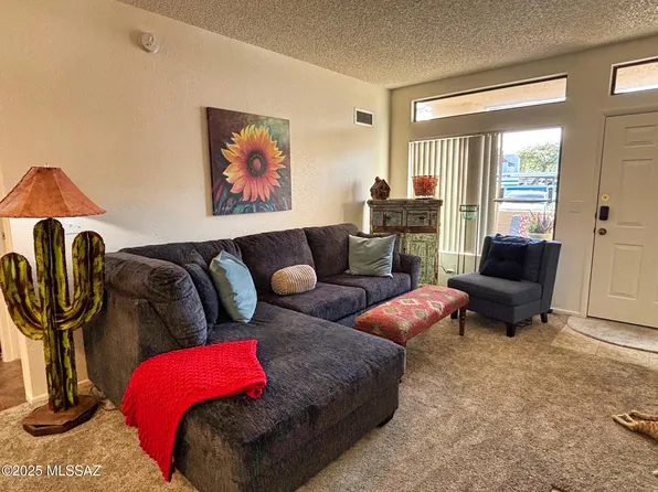 7948 E Colette Cir, Tucson, AZ 85710