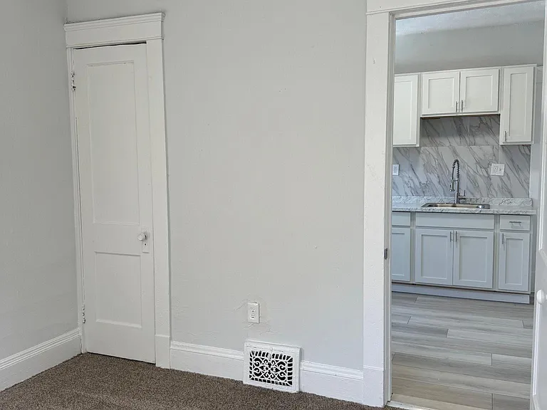 2288 E 89th St #2 — Photo 13