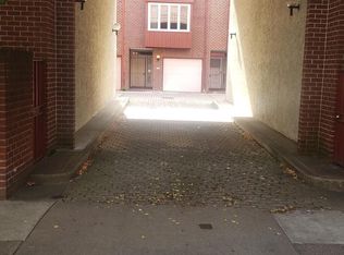 135 N 22nd St APT 137B, Philadelphia, PA 19103