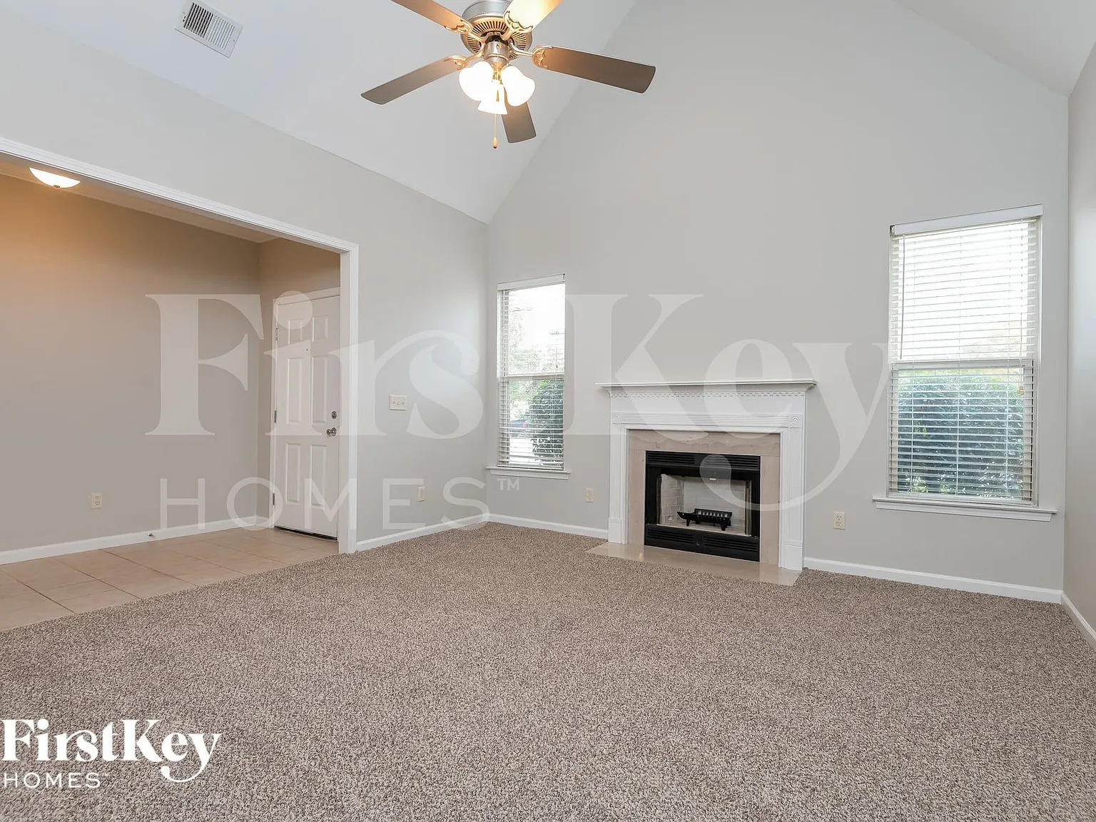 3 bed, 2.0 bath, 1605 sqft, $1,695 — Photo 3