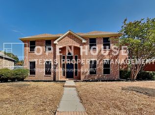 713 Sycamore Creek Rd, Allen, TX 75002