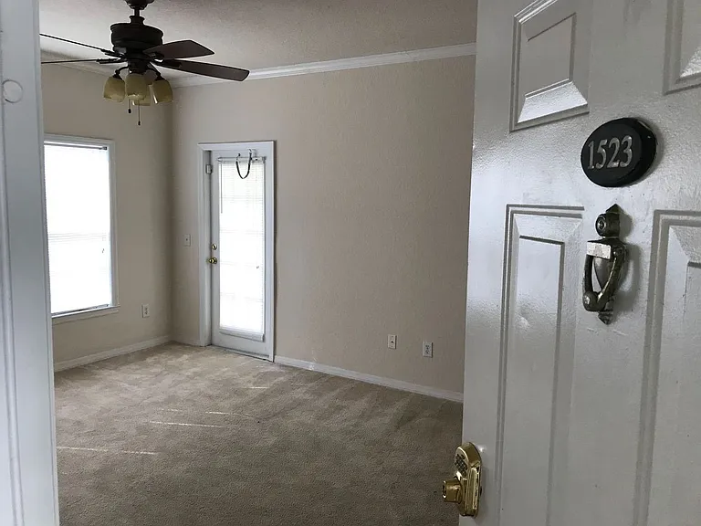 3563 Conroy Rd #1523 — Photo 2