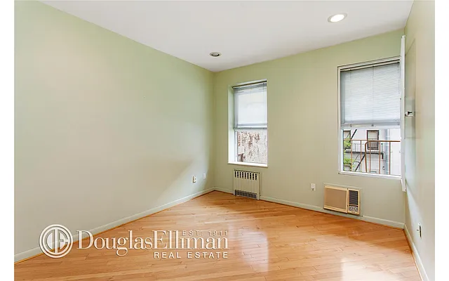 Rented by Douglas Elliman | media 27