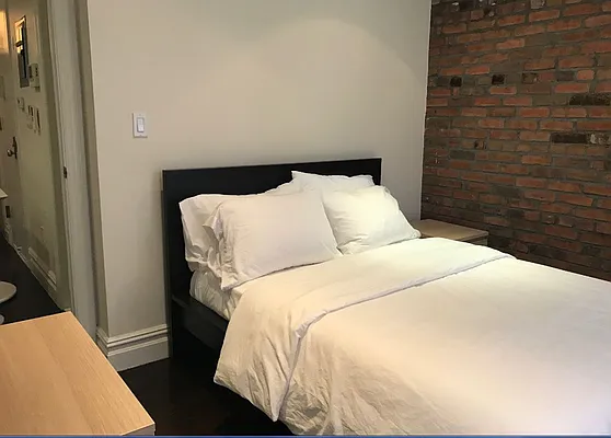 Rented by Luxury Property Group | media 23