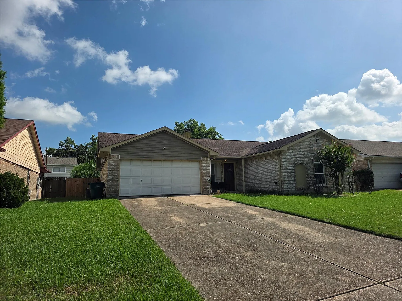 3 bed, 2.0 bath, 1539 sqft, $1,950 — Photo 2