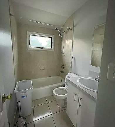 4th image of 270 Stafford Ave Floor 1
