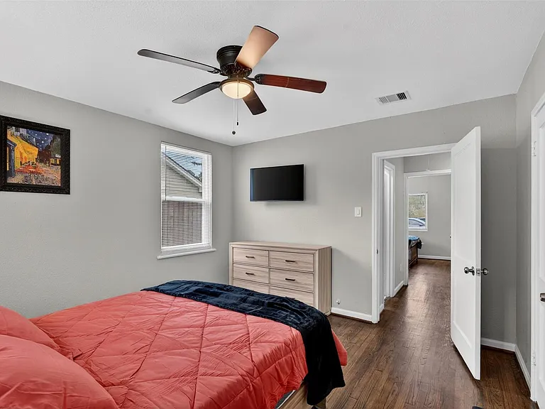 3863 Arbor St — Photo 28
