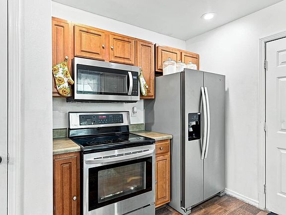 5th image of 289 Fox Ridge Road