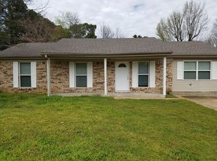 911 Kennedy St, Paragould, AR 72450