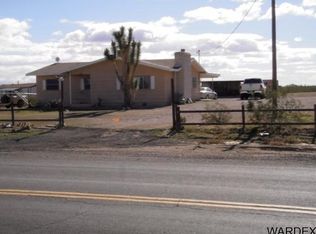 8000 W Bolsa Dr, Golden Valley, AZ 86413