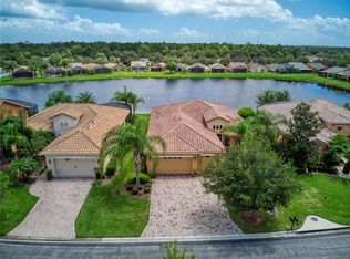 627 Villa Park Rd, Poinciana, FL 34759