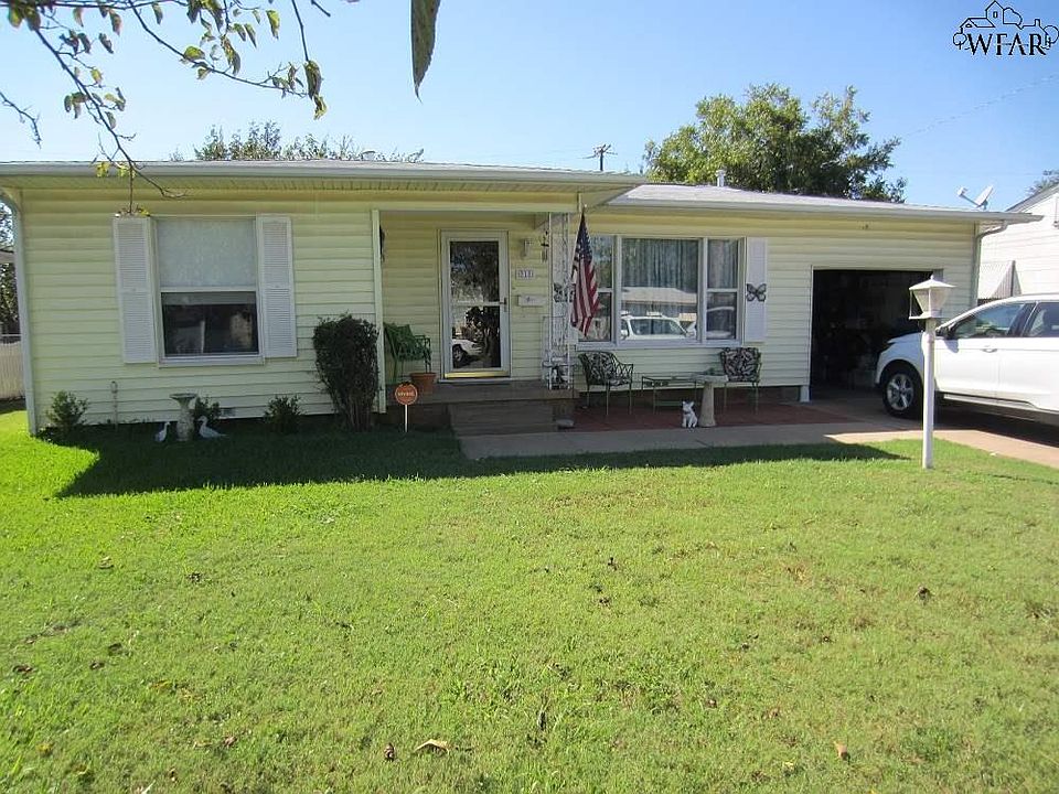 1st image of 318 Bluebonnet Dr
