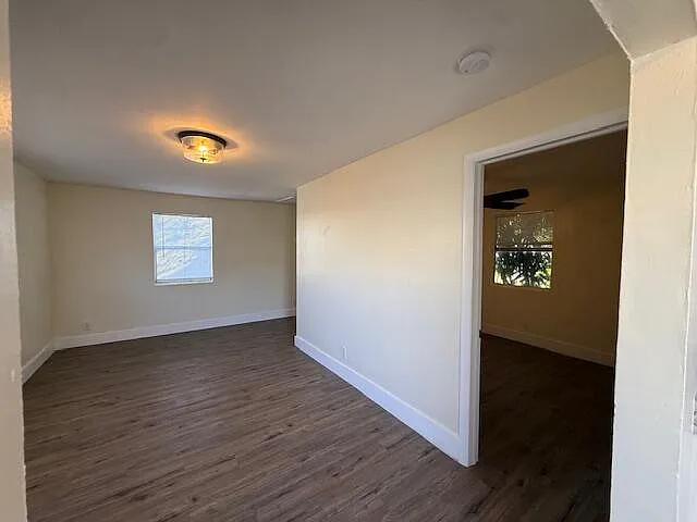 904 4th St #3 — Photo 27