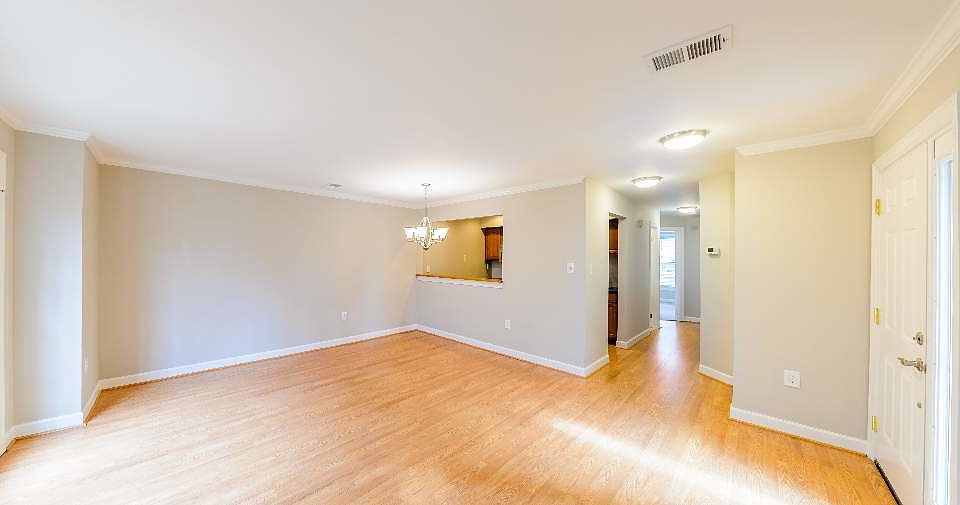 1st image of 800 N Fayette St