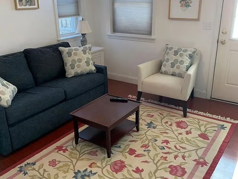 22 Cedar St — Photo 16