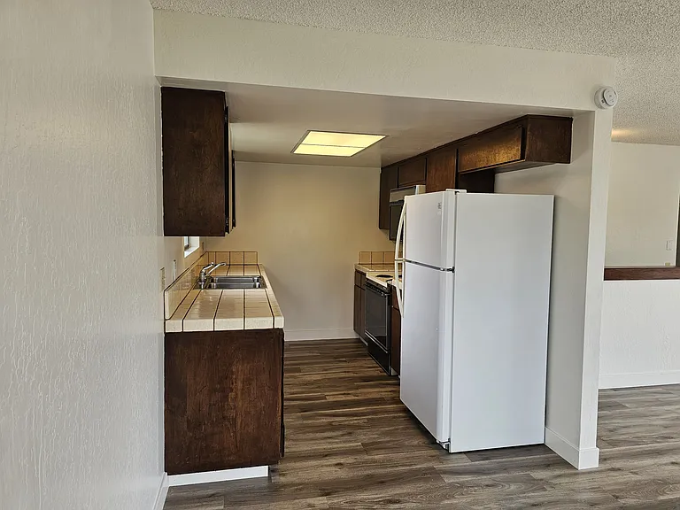 3914 Alameda Ave — Photo 12