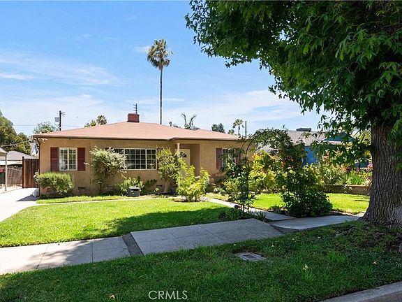 2nd image of 4722 Ventura Canyon Ave