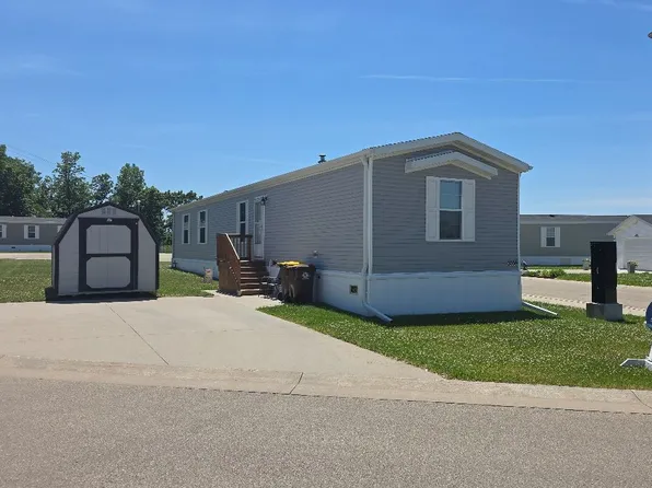 3008 Mount Alpine Ct #Mac3008, Dubuque, IA 52001