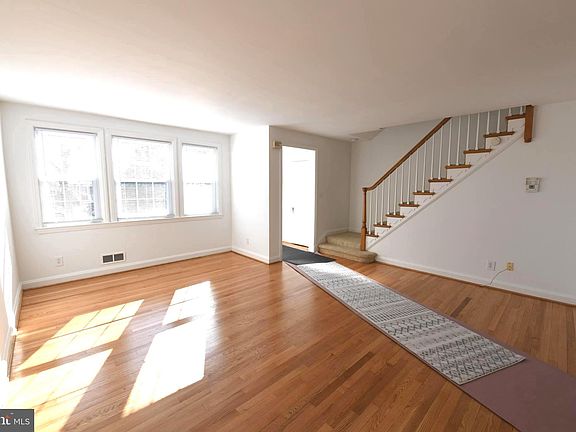 2nd image of 6002 Edmondson Ave