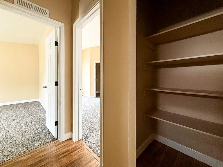 6477 Boulder Way — Photo 5