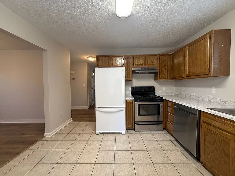5337 Moss Creek Ln — Photo 2