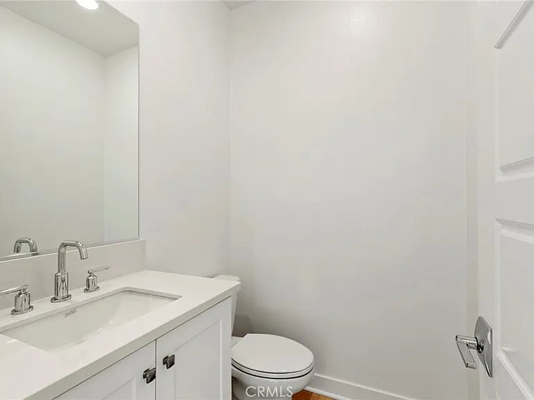 234 Siena — Photo 9