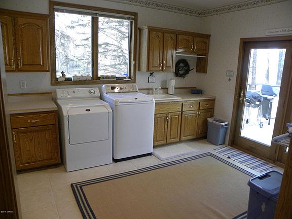 3rd image of 10090 Leaf Ln NW