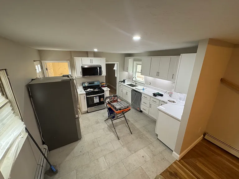 237 N Main St #3 — Photo 3