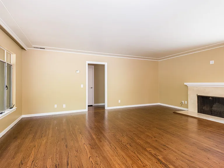 851 Seale Ave — Photo 6