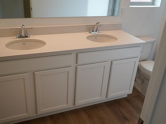4th image of 1469 Valle De Colores St NW