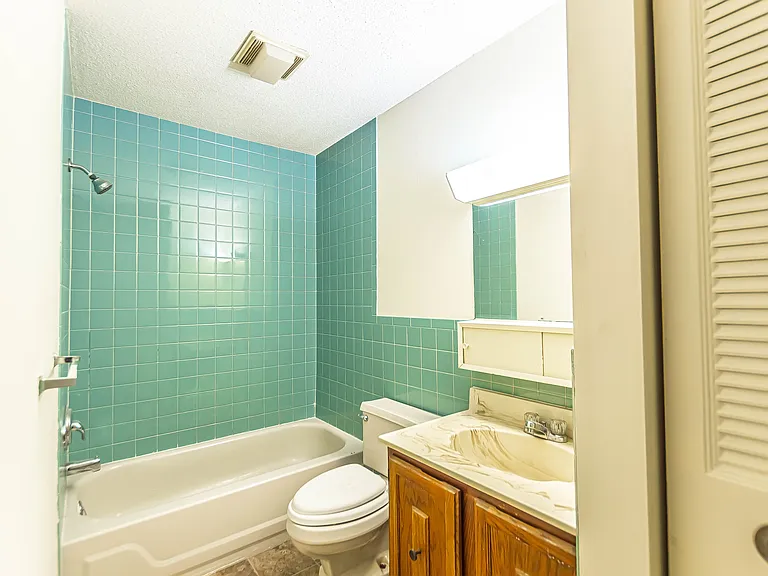 19 Country Club Dr #2031 — Photo 10